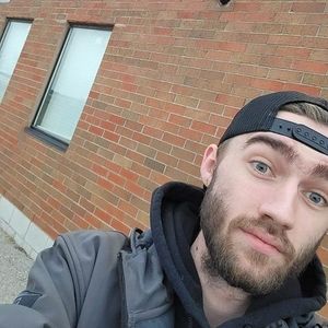 Meet your Posher, Christian